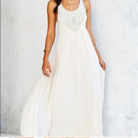 Ecote Urban Outfitters Triton Crossback Boho Embellished Maxi Dress - Picture 2 of 14